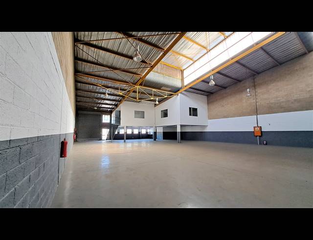 346M² MINI FACTORY TO LET IN KYA SANDS